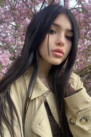 Индивидуалка Диша